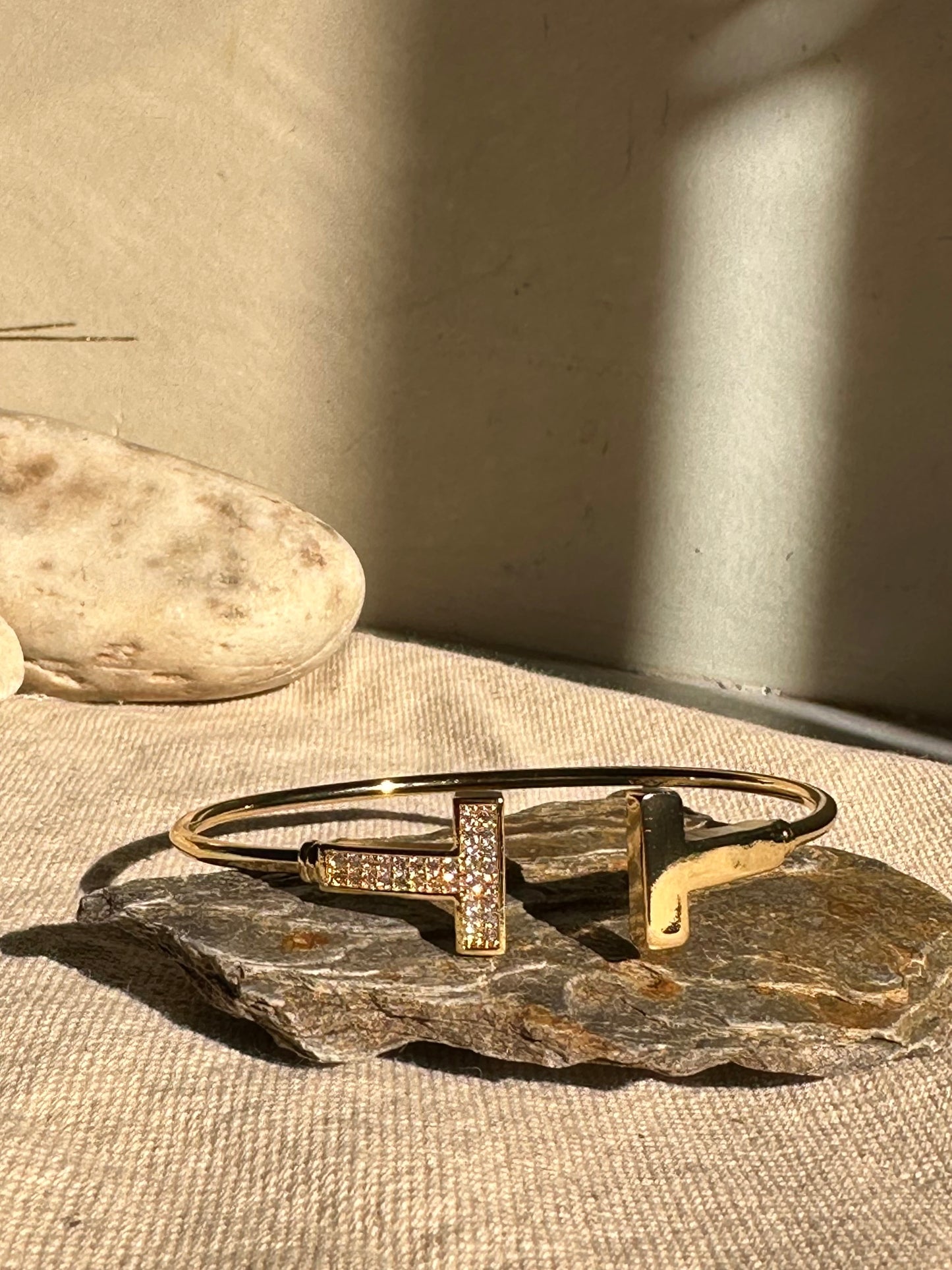 SELIN BANGLE