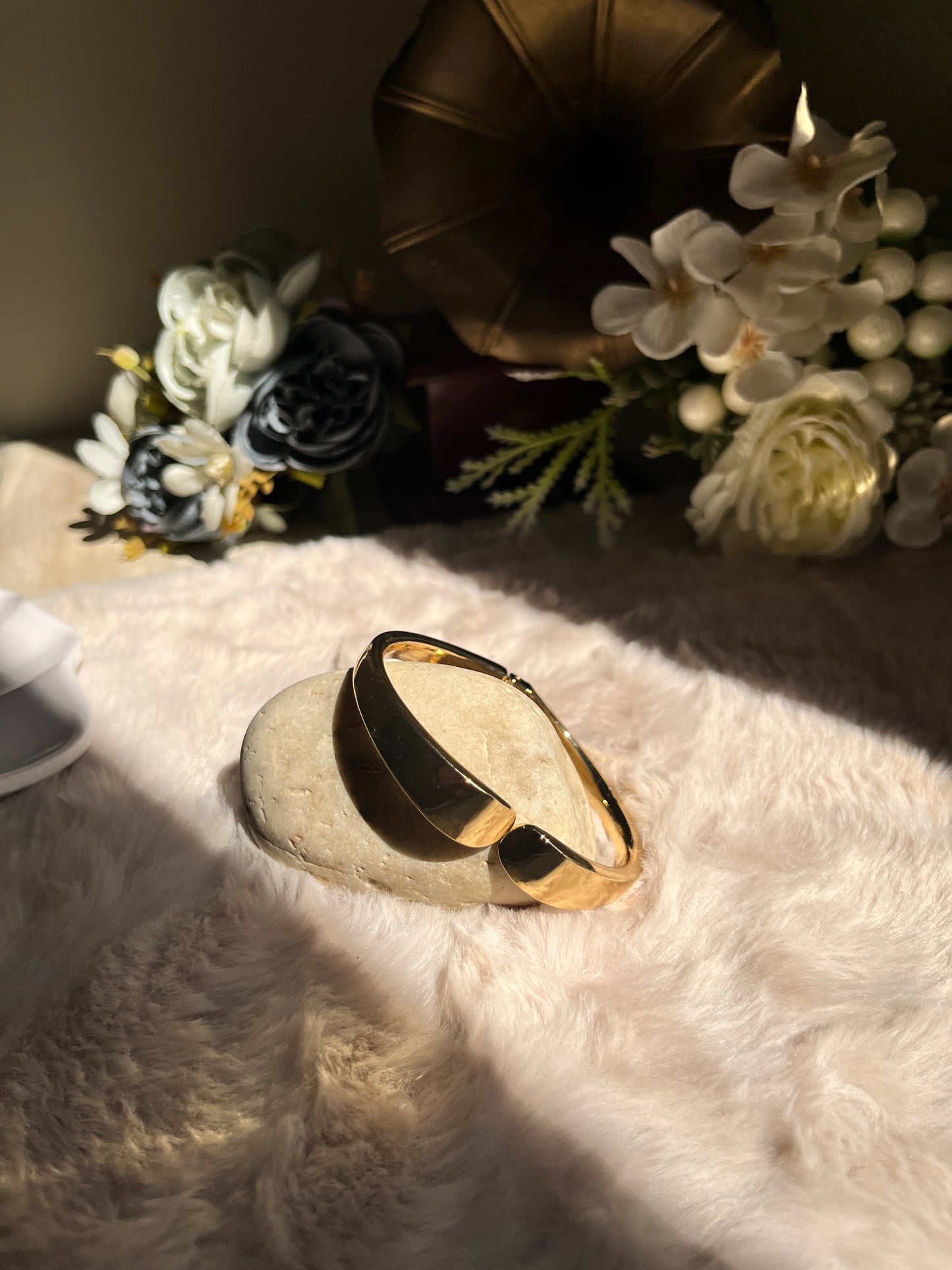 EDGEGOLD CUFF BRACELET