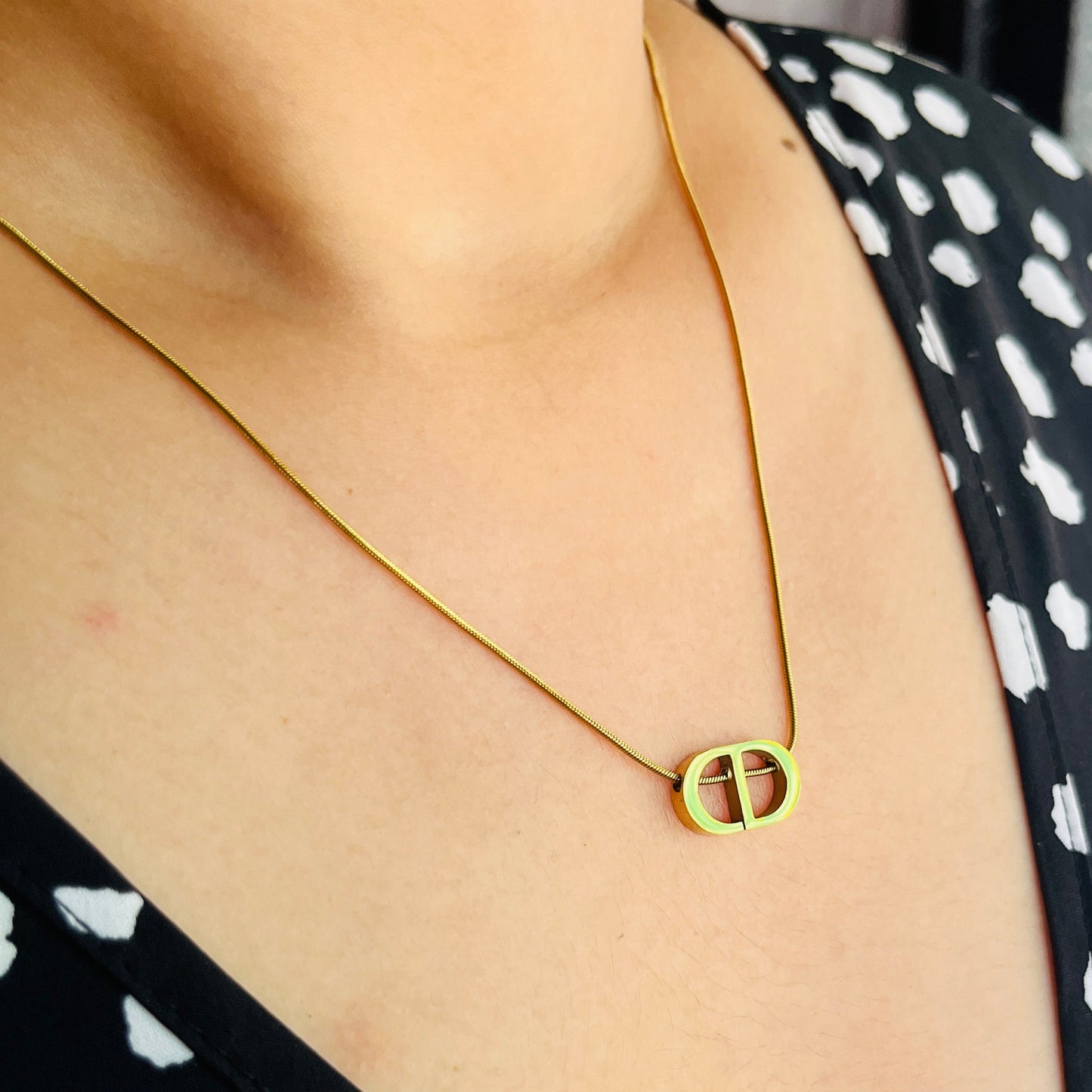 ELLIOT NECKLACE