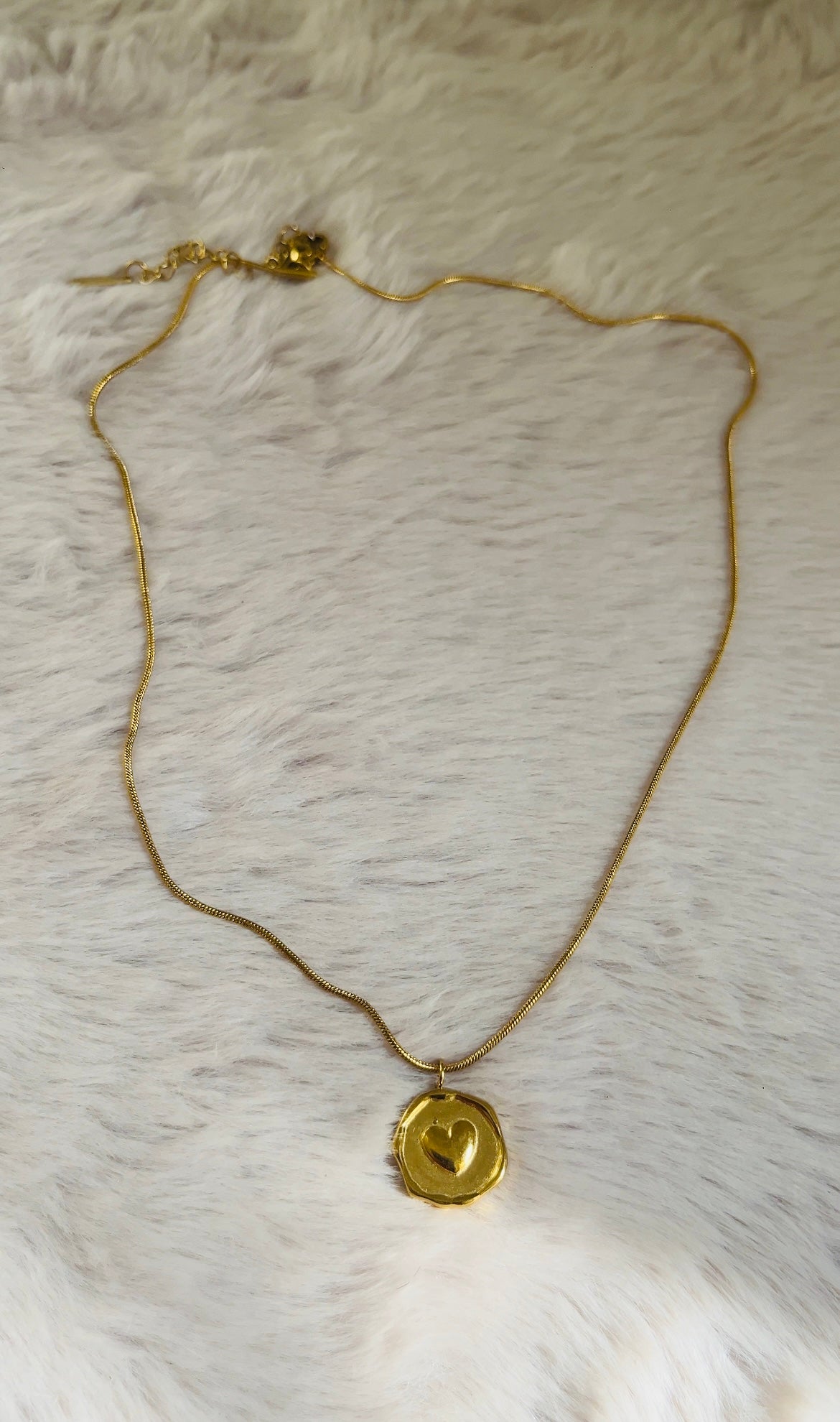 AVELYN NECKLACE
