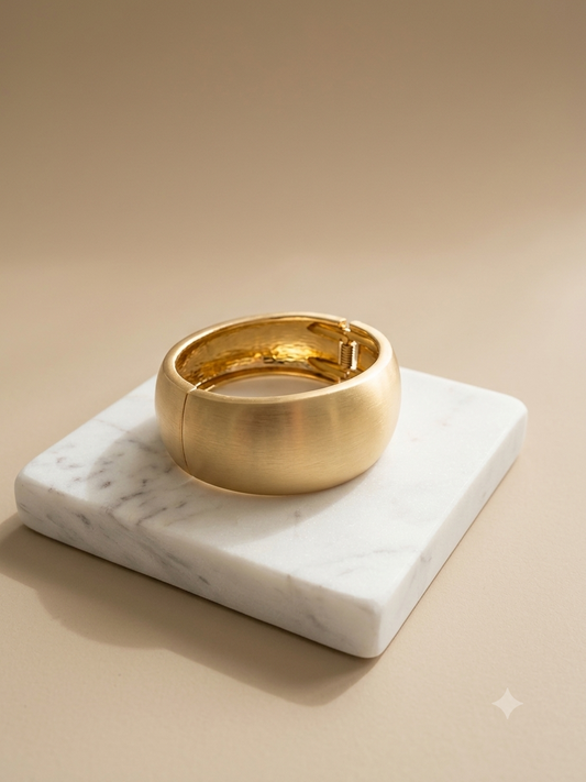 CONTOUR BANGLE