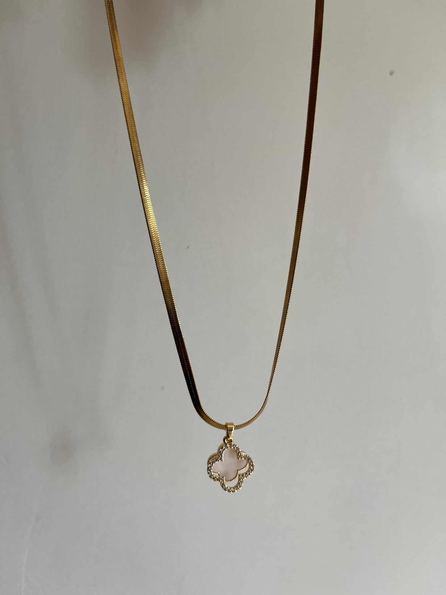 TARA PENDANT CHAIN