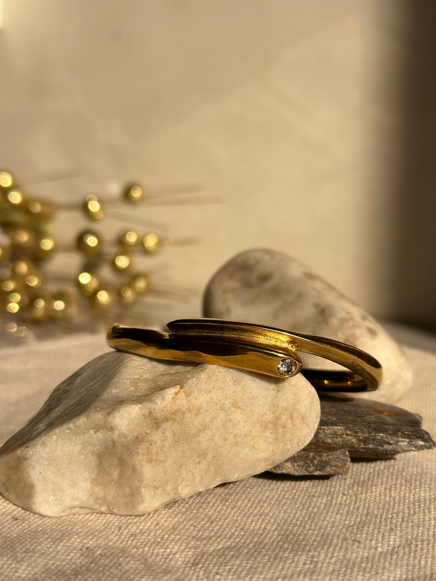 LIORA BANGLE BRACELET