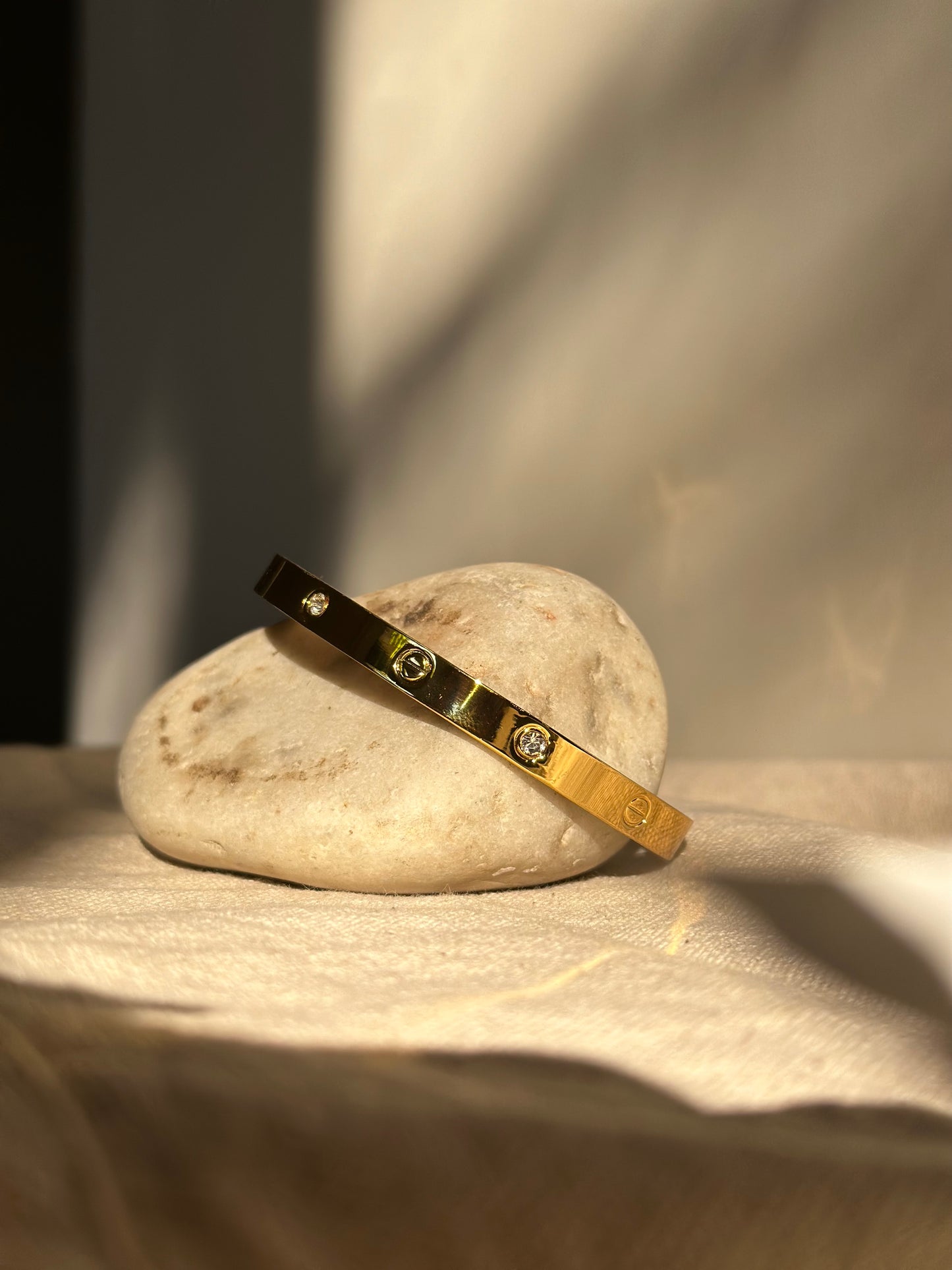 CELEST BANGLE BRACELET
