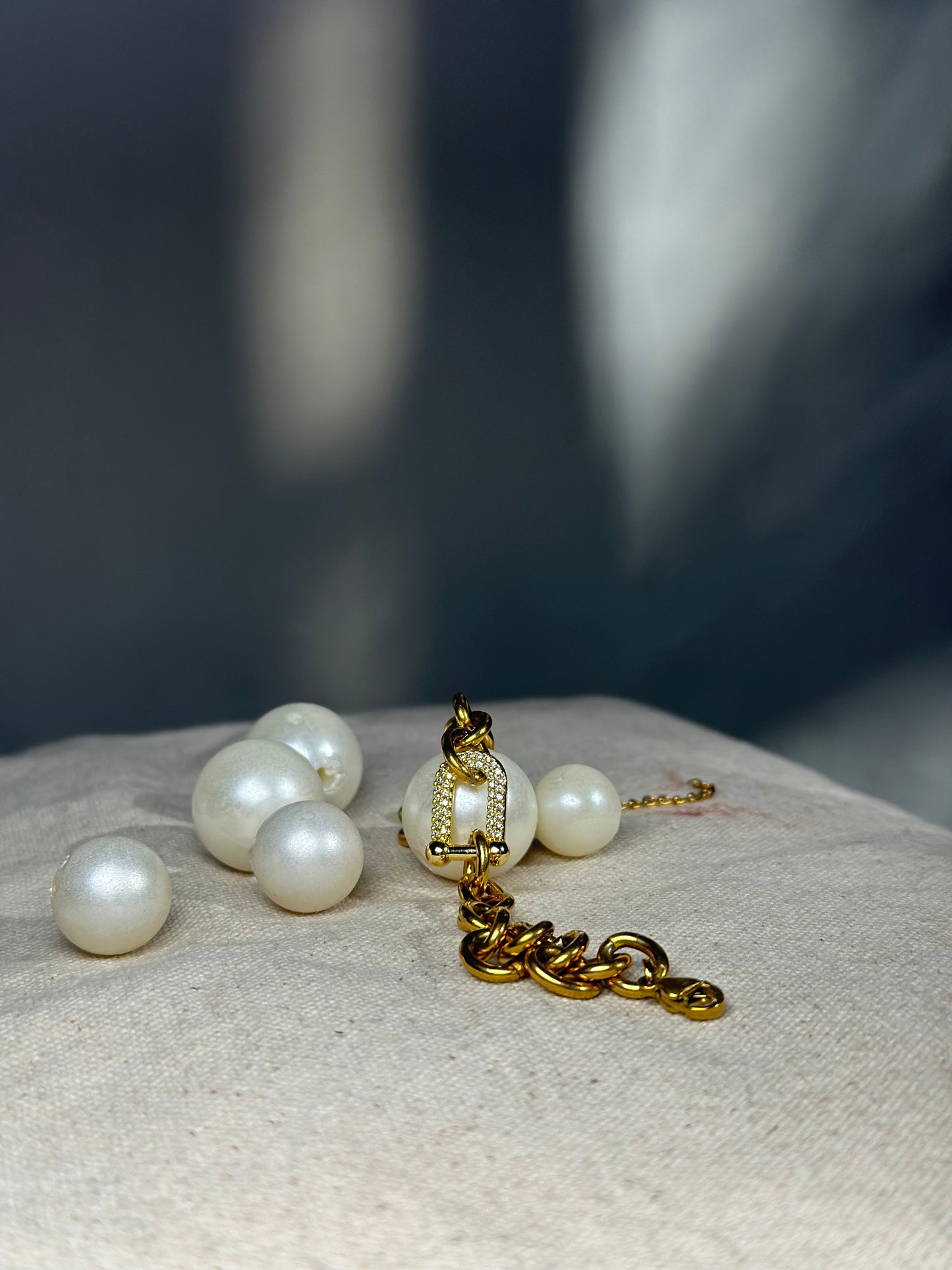 ZARIA BRACELET