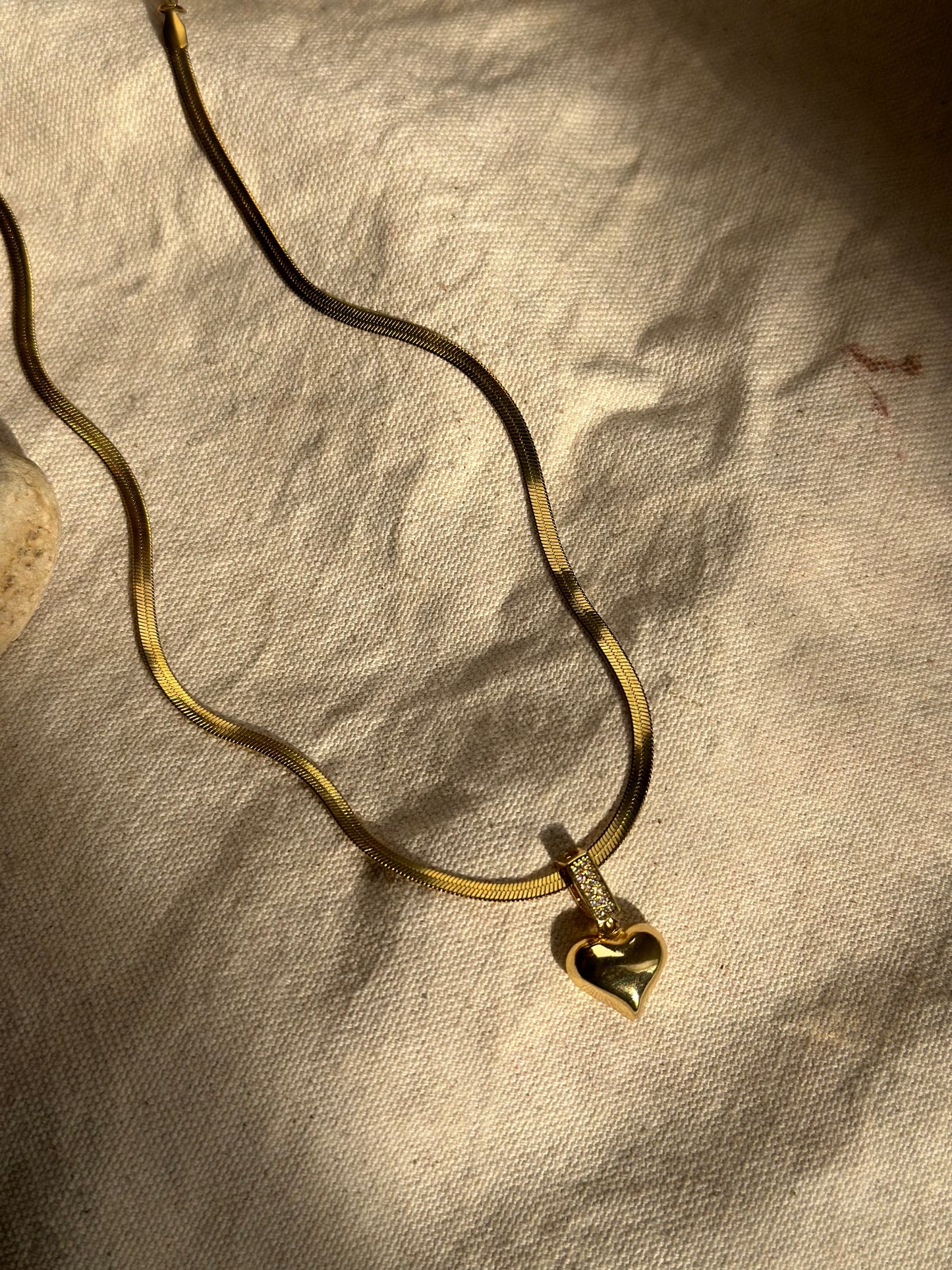 LUVINA NECKLACE
