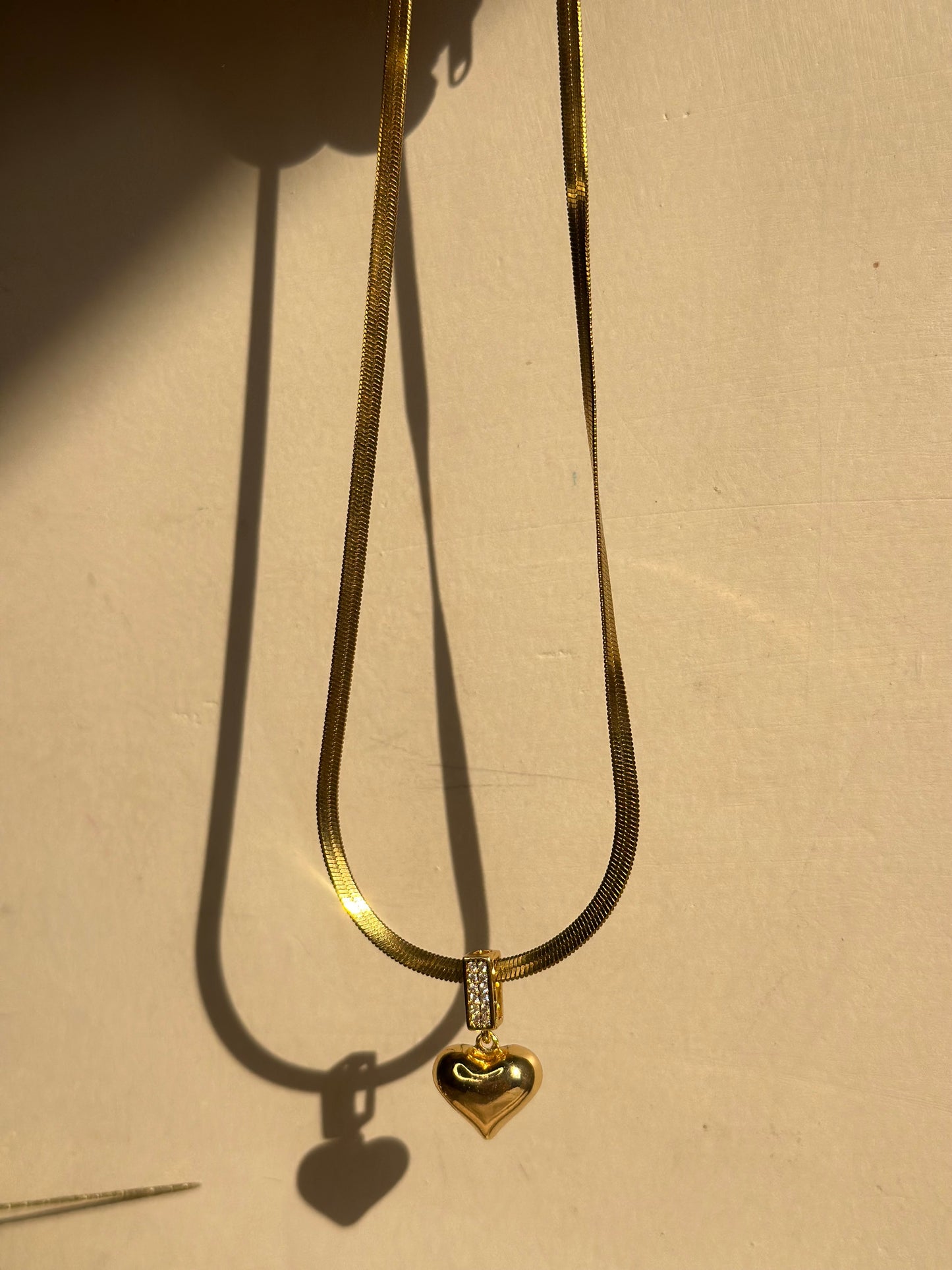LUVINA NECKLACE