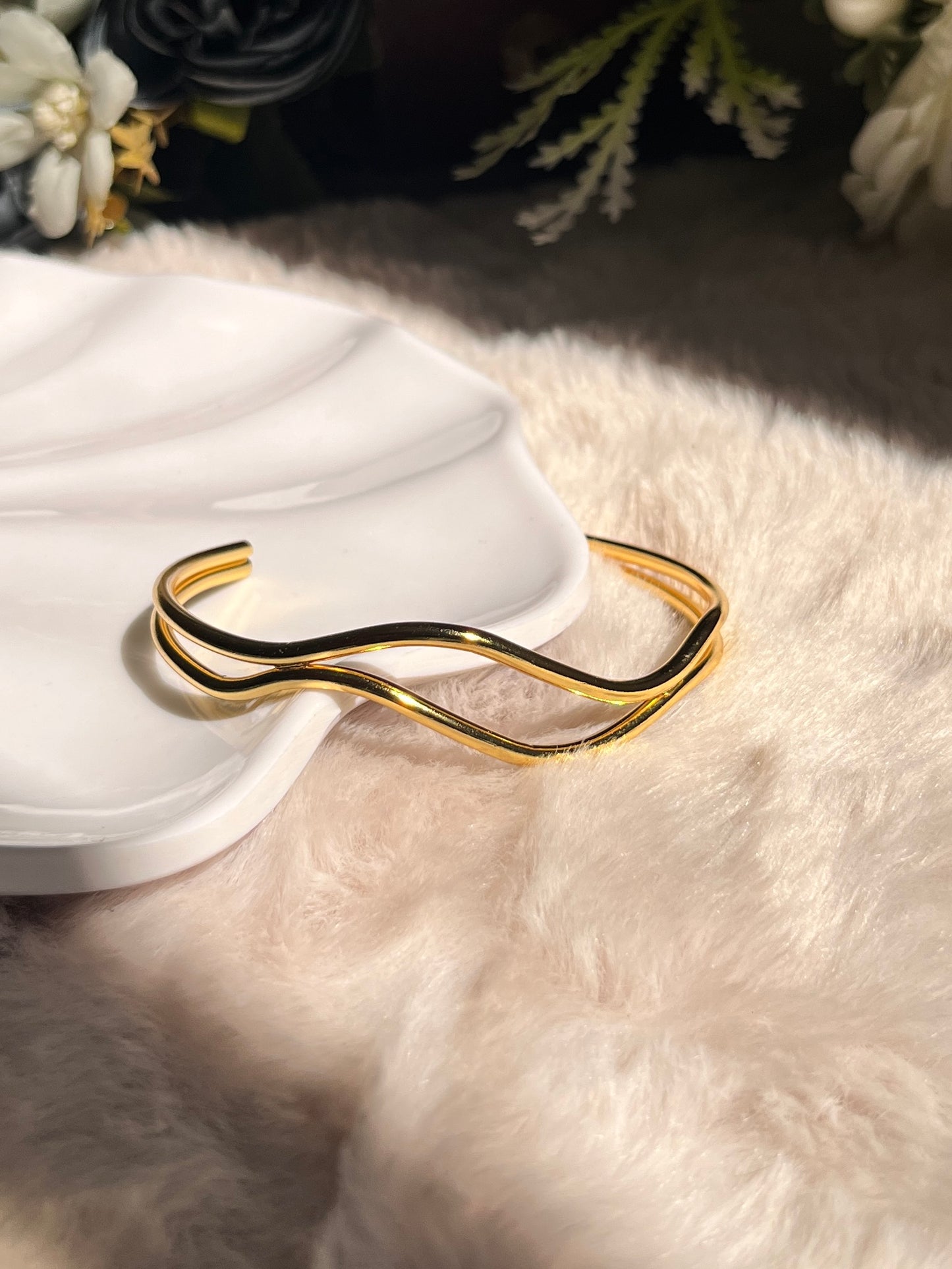 WAVELET BANGLE