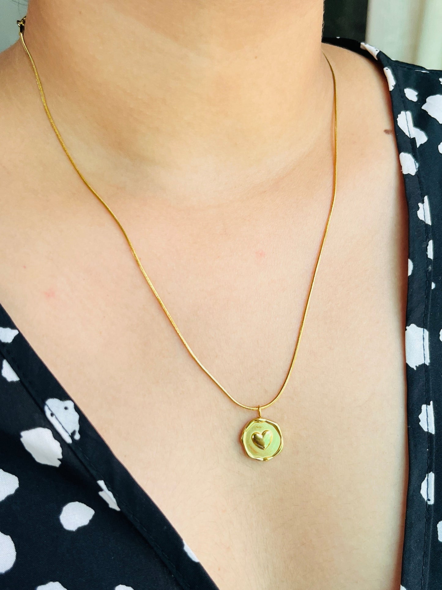 AVELYN NECKLACE