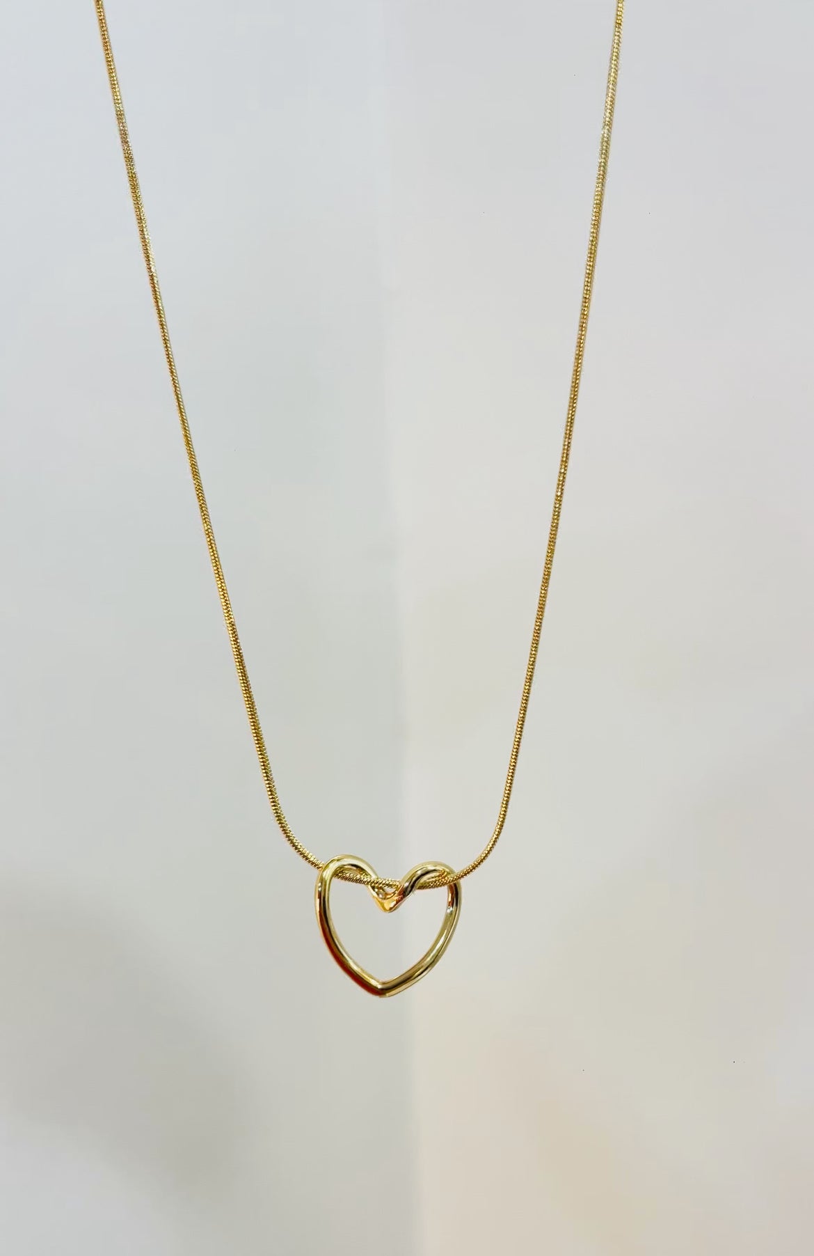 EVERMORE NECKLACE