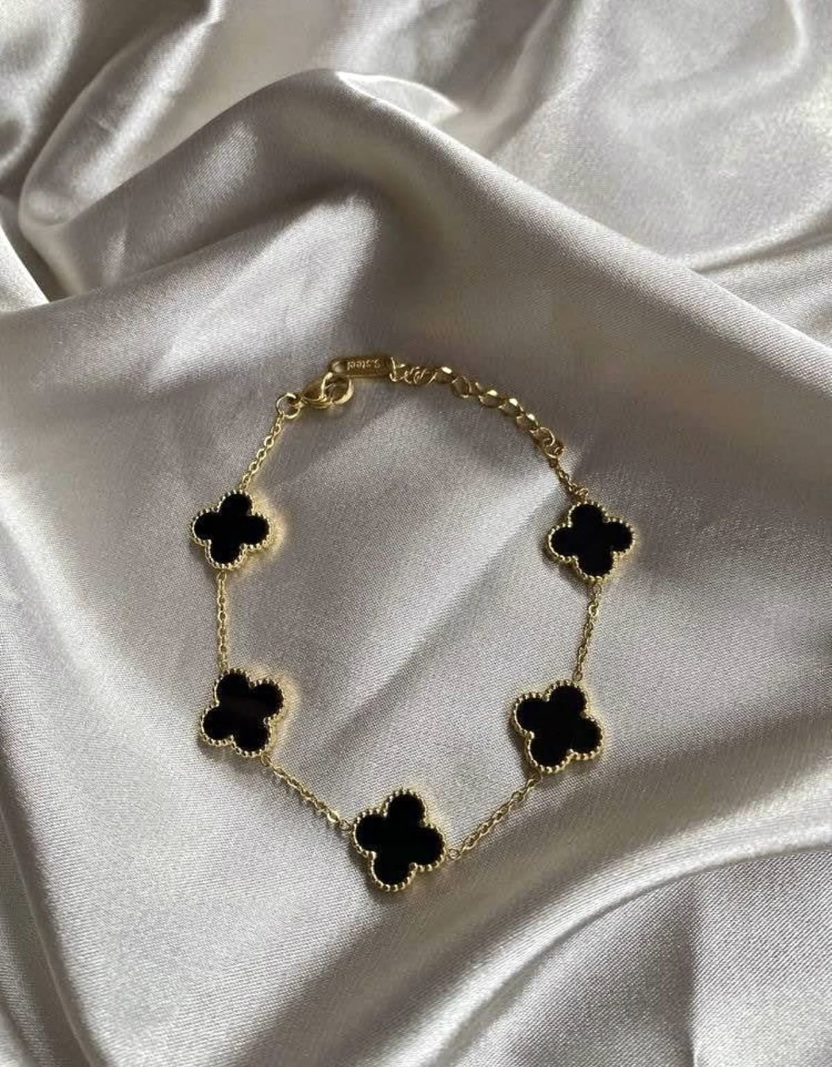 CLOVER BRACELET BLACK