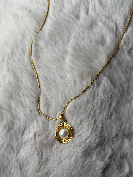 AUREPEARL NECKLACE