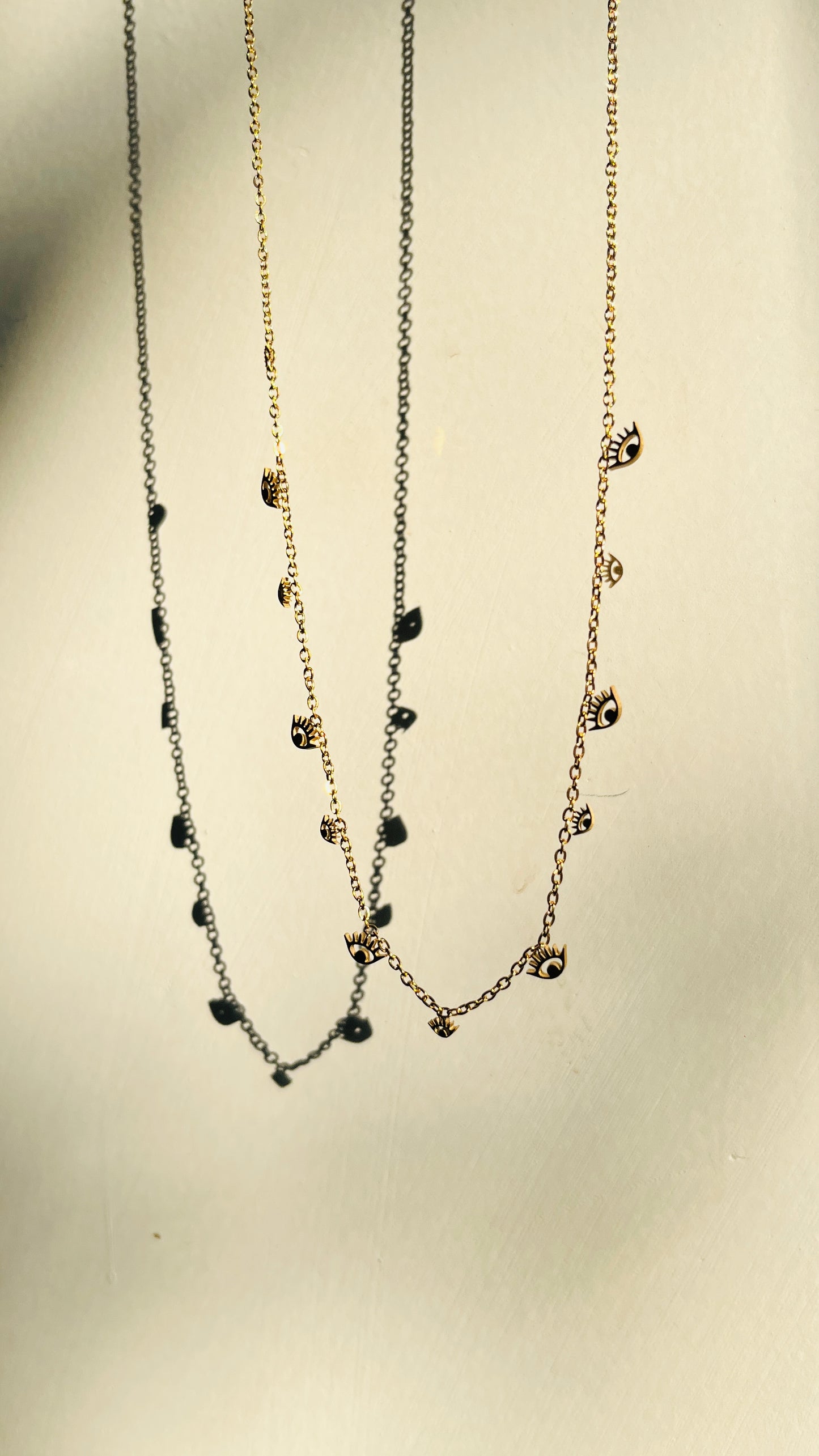 EVIL EYE NECKLACE